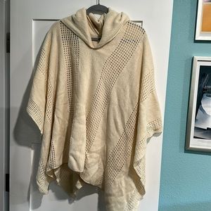 Sleeping on Snow hooded poncho